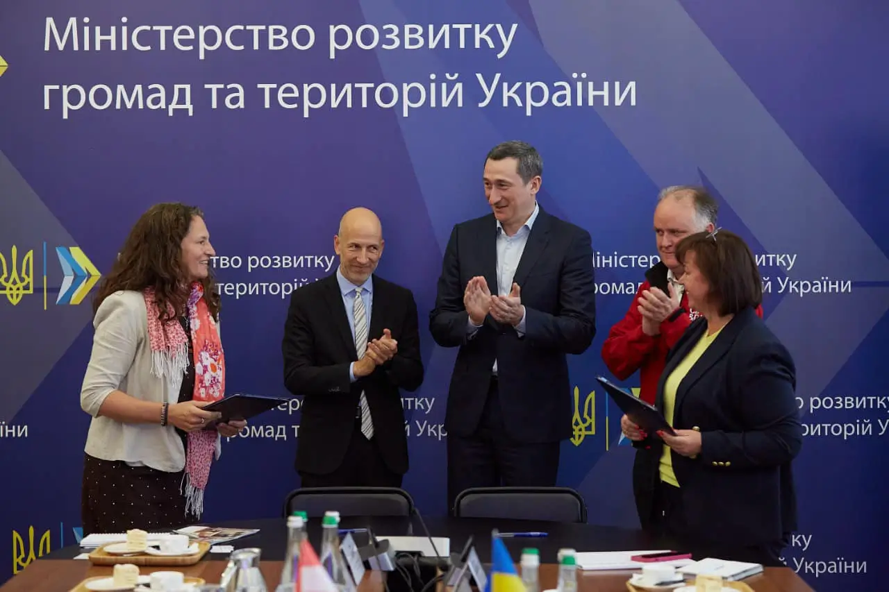 Психосоціальна підтримка — робота з громадами